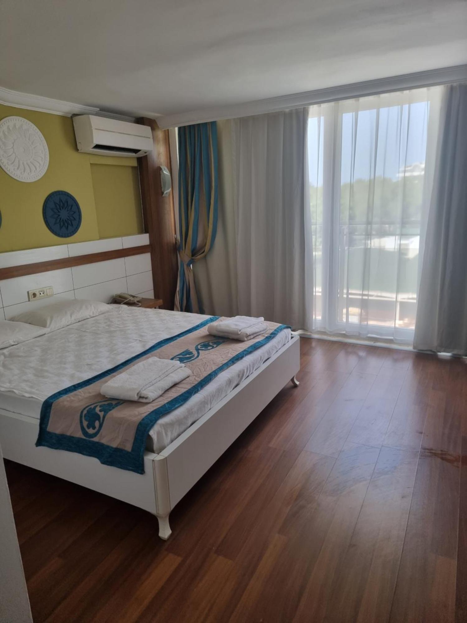 Luca Beach Hotel Сиде Екстериор снимка